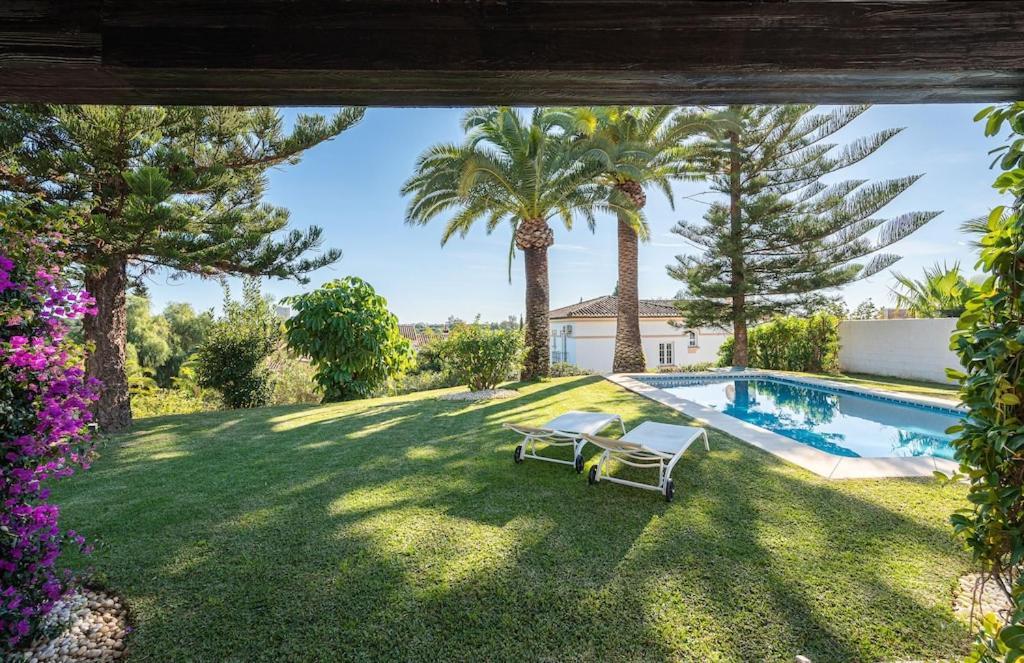 Con Piscina Privada Y Jardin Marbella