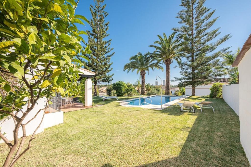 Сasa de vacaciones Con Piscina Privada Y Jardin *